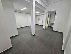 Race Course Road (D8), Retail #515200401